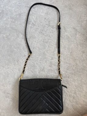 Tory Burch Black Quilted Leather Logo Crossbody with Gold Chain